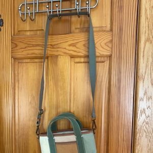 J.Crew NWT SMALL MONTAUK CROSSBODY TOTE IN COLORBLOCK
